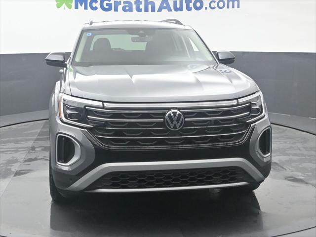 new 2025 Volkswagen Atlas car, priced at $46,939