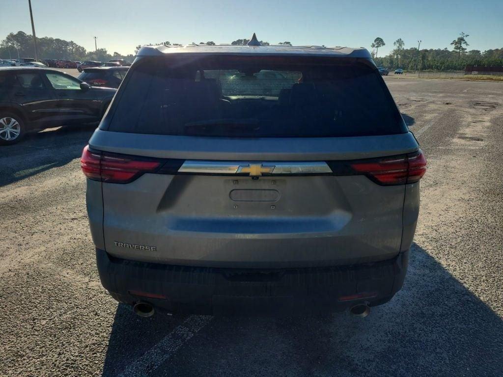 used 2023 Chevrolet Traverse car, priced at $22,994