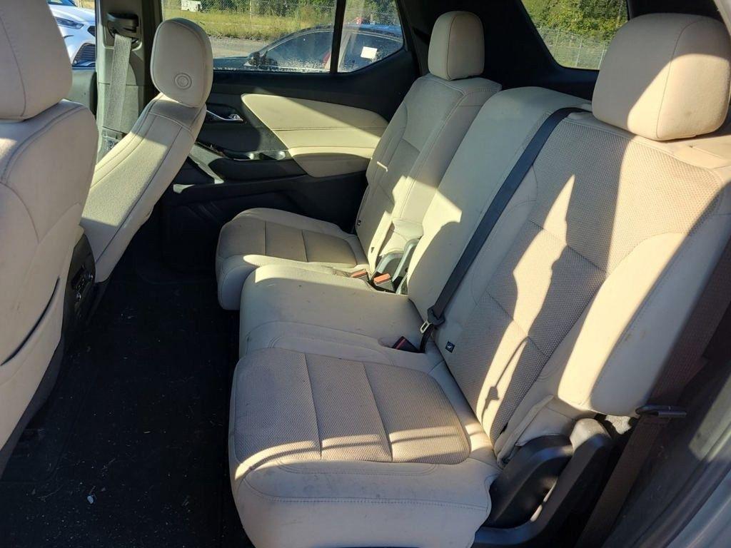 used 2023 Chevrolet Traverse car, priced at $22,994