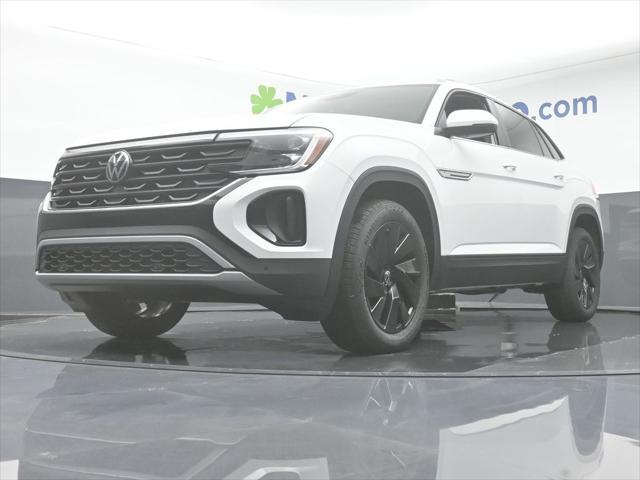 new 2025 Volkswagen Atlas Cross Sport car, priced at $44,103