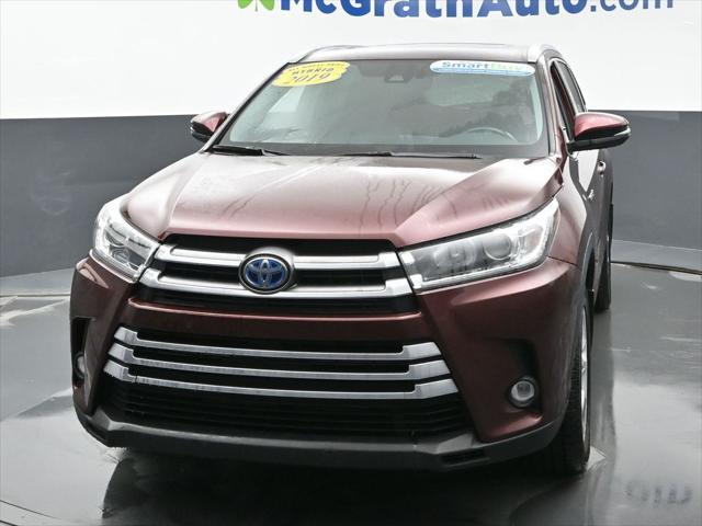 used 2019 Toyota Highlander Hybrid car, priced at $29,526