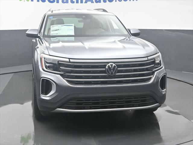 new 2024 Volkswagen Atlas car, priced at $36,168