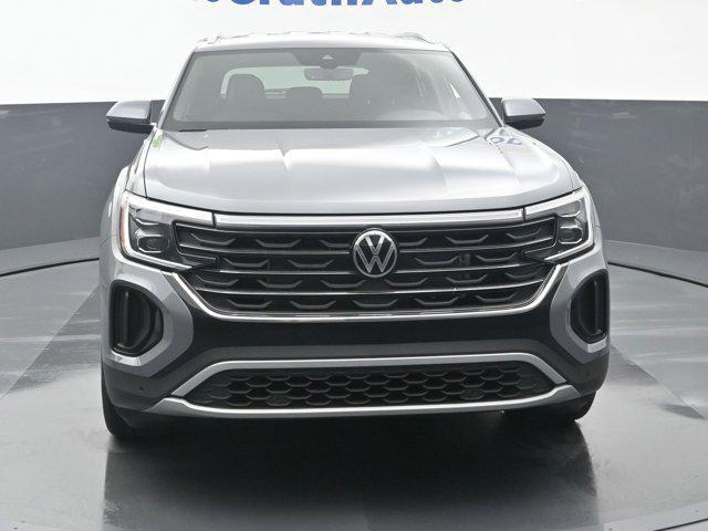 new 2024 Volkswagen Atlas Cross Sport car, priced at $41,786