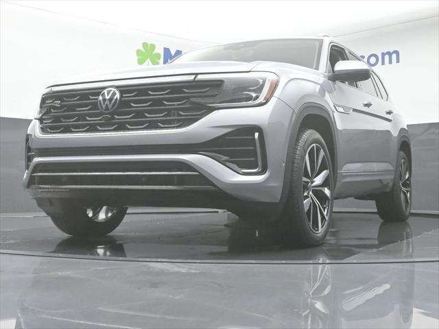 new 2025 Volkswagen Atlas car, priced at $53,009