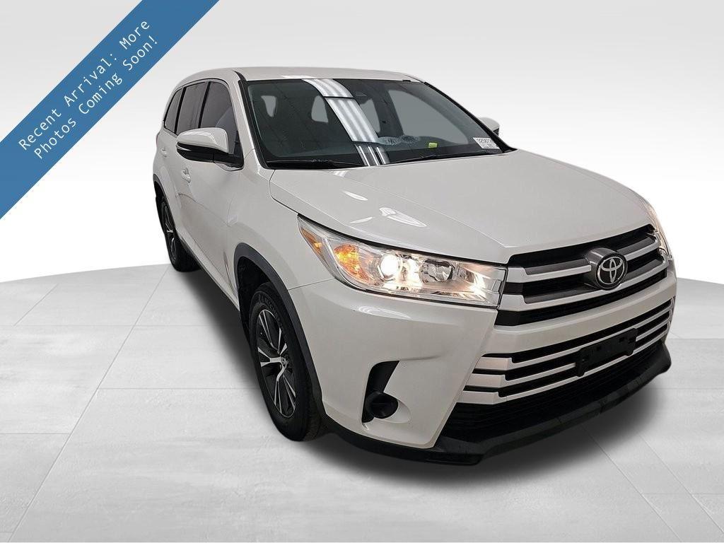 used 2019 Toyota Highlander car, priced at $23,997