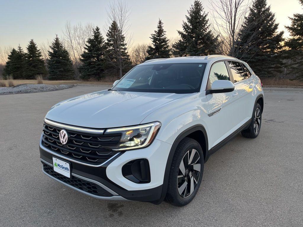 new 2025 Volkswagen Atlas Cross Sport car, priced at $39,559