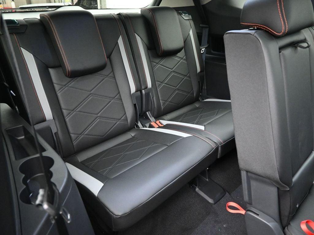 new 2026 Volkswagen Atlas car, priced at $47,327