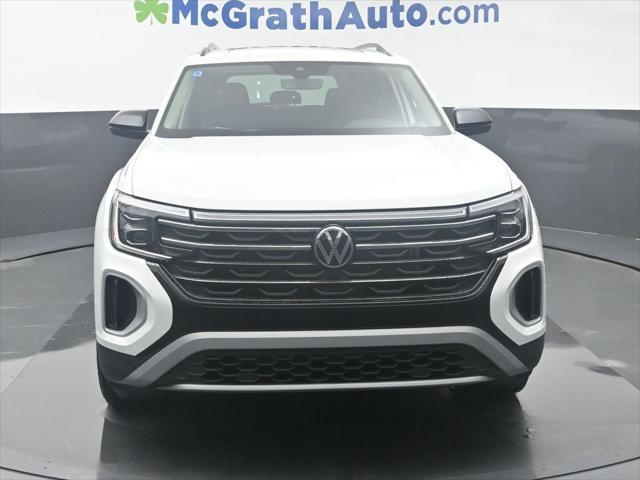 new 2025 Volkswagen Atlas car, priced at $45,904