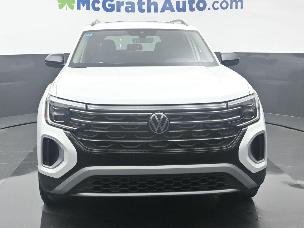 new 2025 Volkswagen Atlas car, priced at $42,654