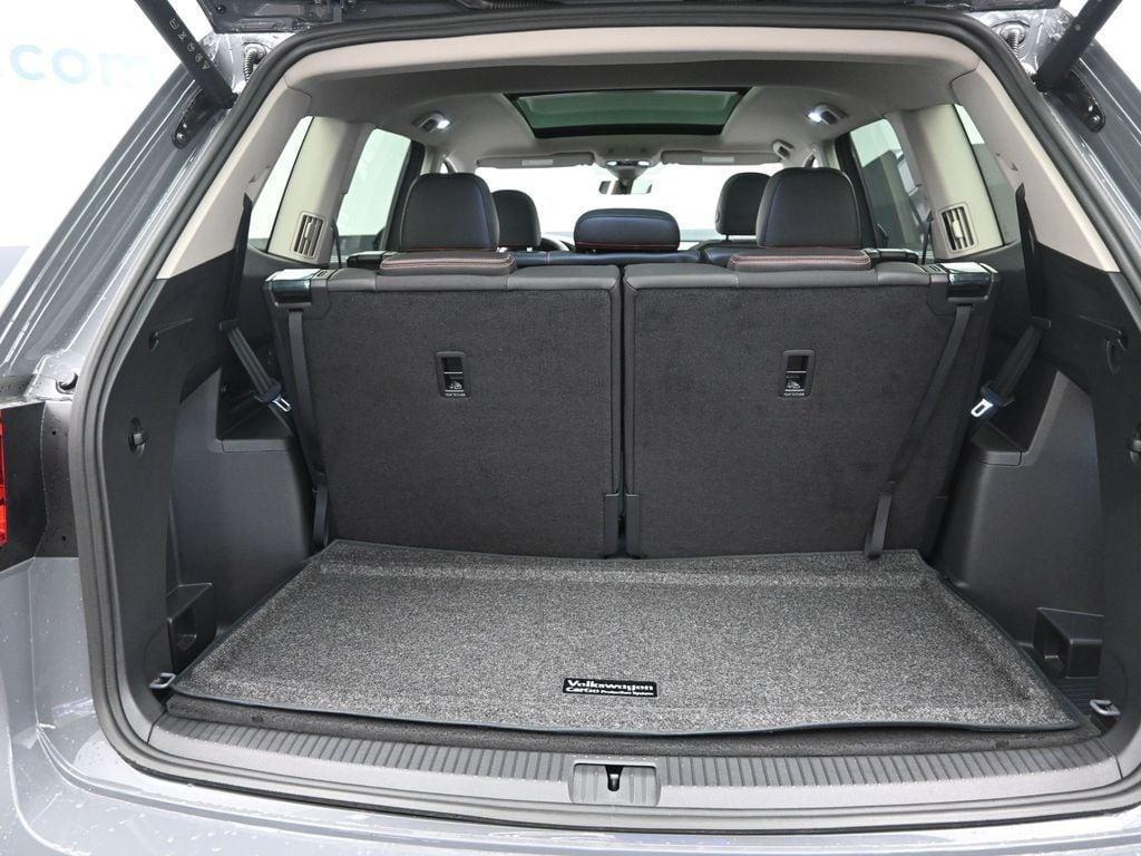 new 2025 Volkswagen Atlas car, priced at $43,264