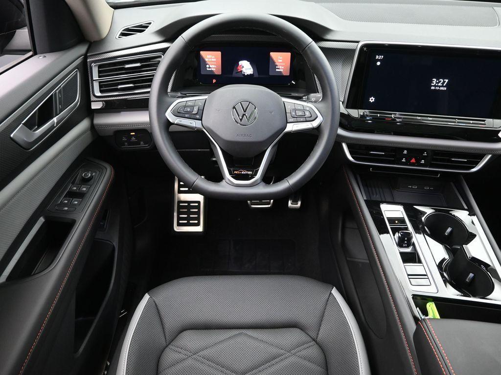 new 2025 Volkswagen Atlas car, priced at $43,264