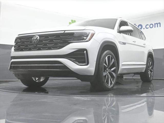 new 2025 Volkswagen Atlas car, priced at $52,848