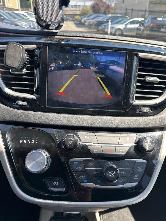 used 2018 Chrysler Pacifica Hybrid car, priced at $20,521