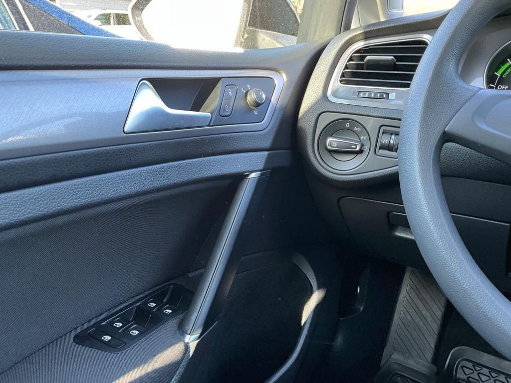 used 2016 Volkswagen e-Golf car, priced at $9,933