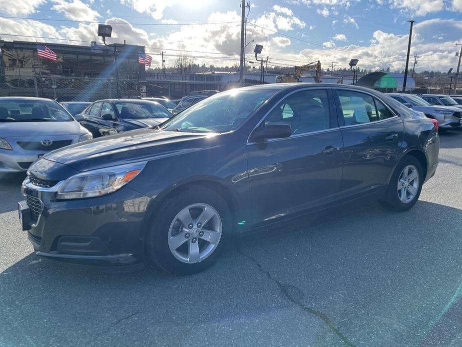 used 2015 Chevrolet Malibu car, priced at $10,746