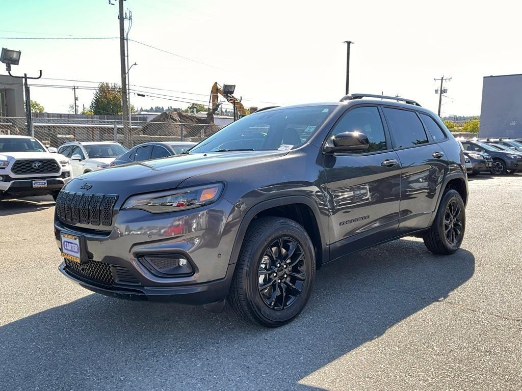 used 2023 Jeep Cherokee car, priced at $23,550