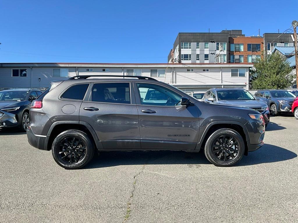 used 2023 Jeep Cherokee car, priced at $23,550