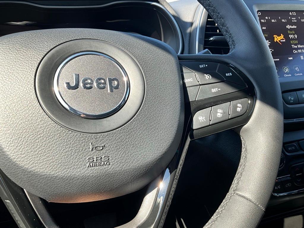 used 2023 Jeep Cherokee car, priced at $23,550