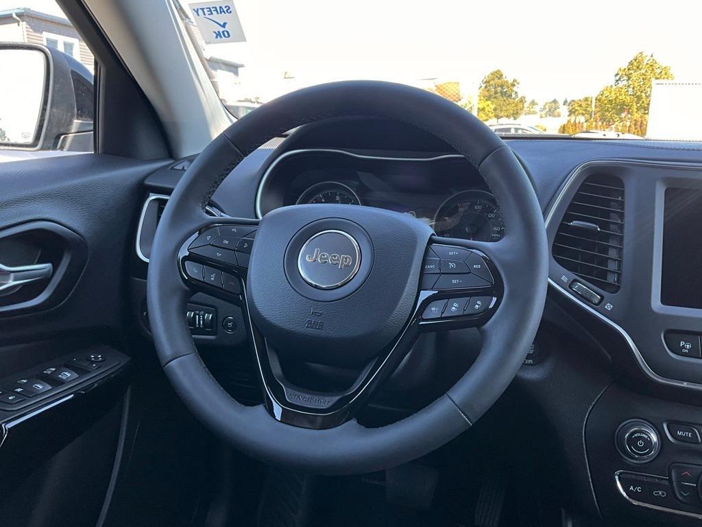 used 2023 Jeep Cherokee car, priced at $23,550