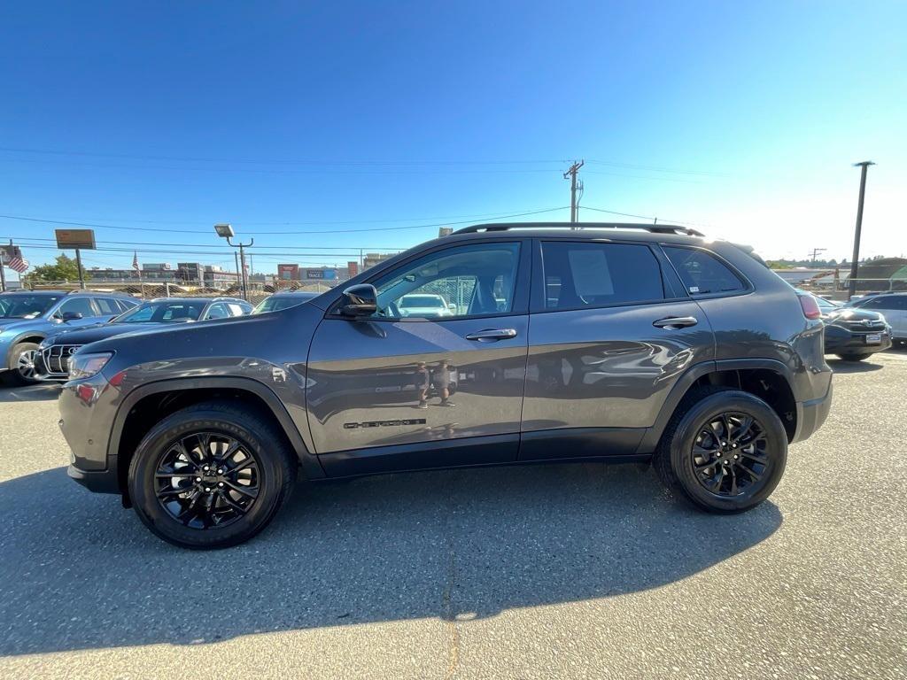 used 2023 Jeep Cherokee car, priced at $23,550