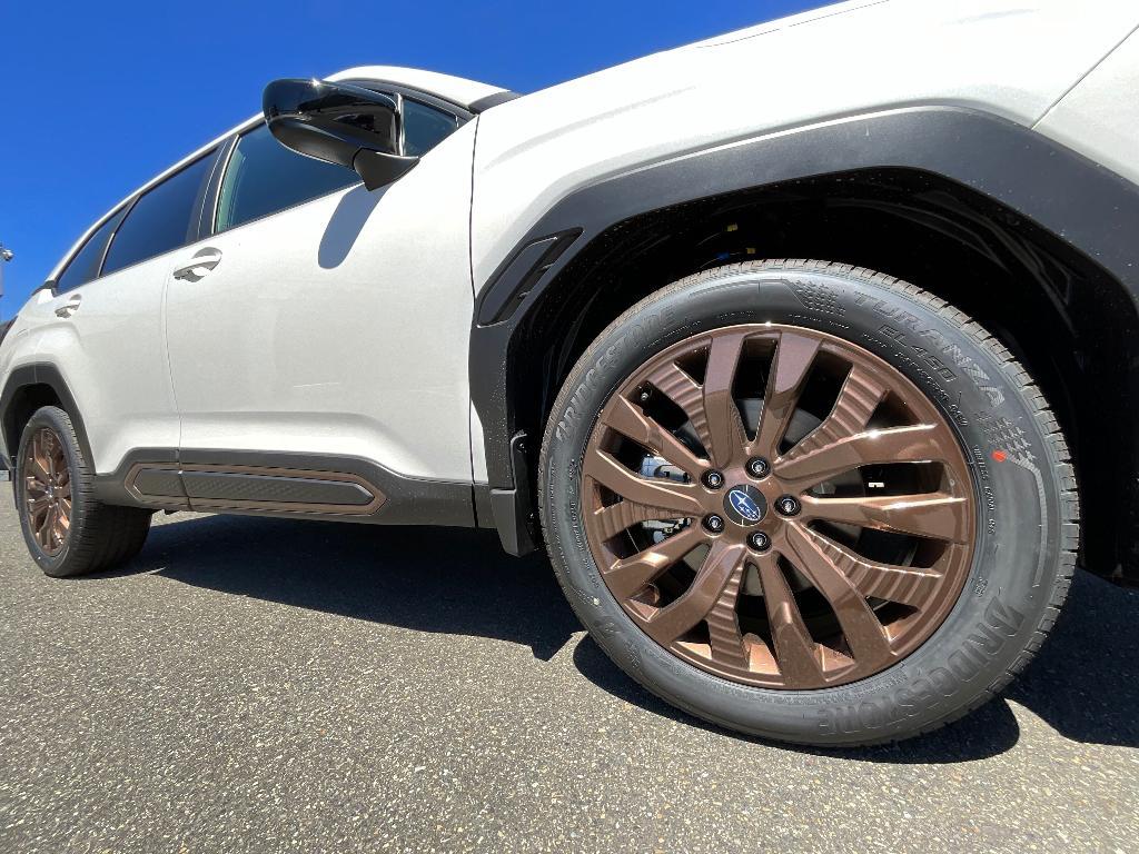 new 2025 Subaru Forester car, priced at $39,124