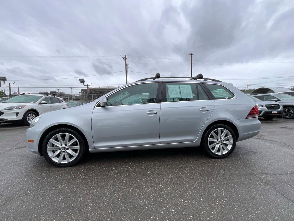 used 2013 Volkswagen Jetta SportWagen car, priced at $12,933