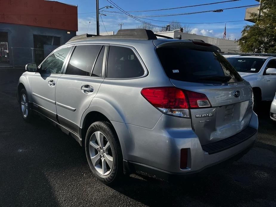 used 2013 Subaru Outback car, priced at $15,486