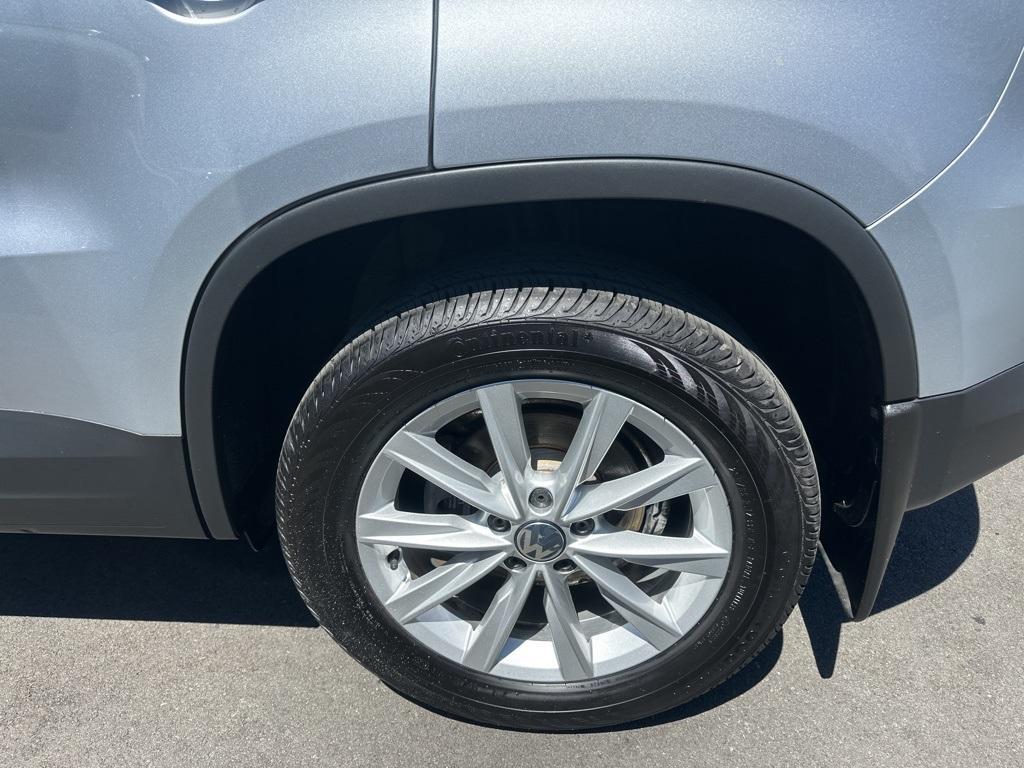 used 2017 Volkswagen Tiguan Limited car, priced at $13,399