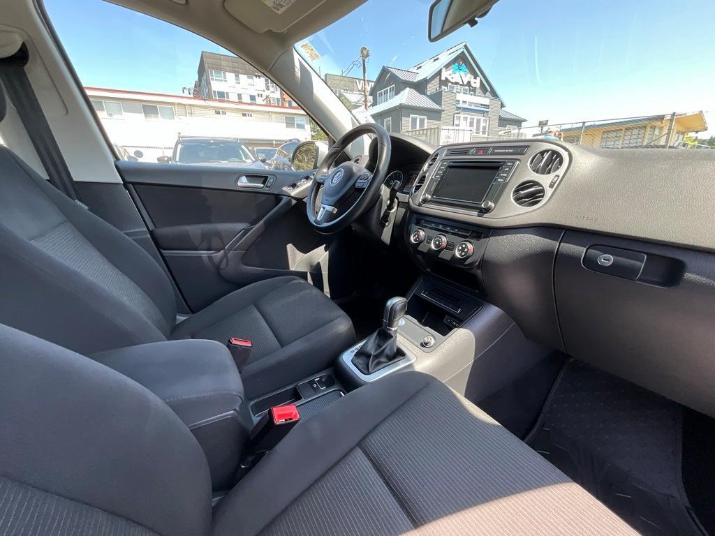 used 2017 Volkswagen Tiguan Limited car, priced at $12,998