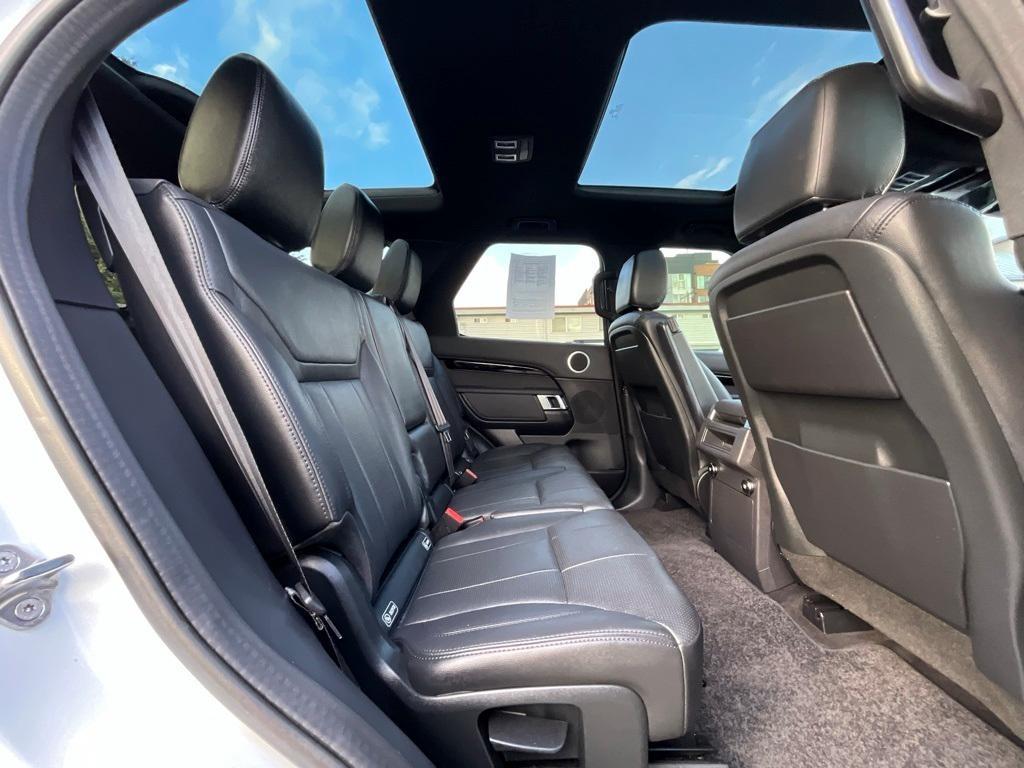 used 2020 Land Rover Discovery car, priced at $19,959