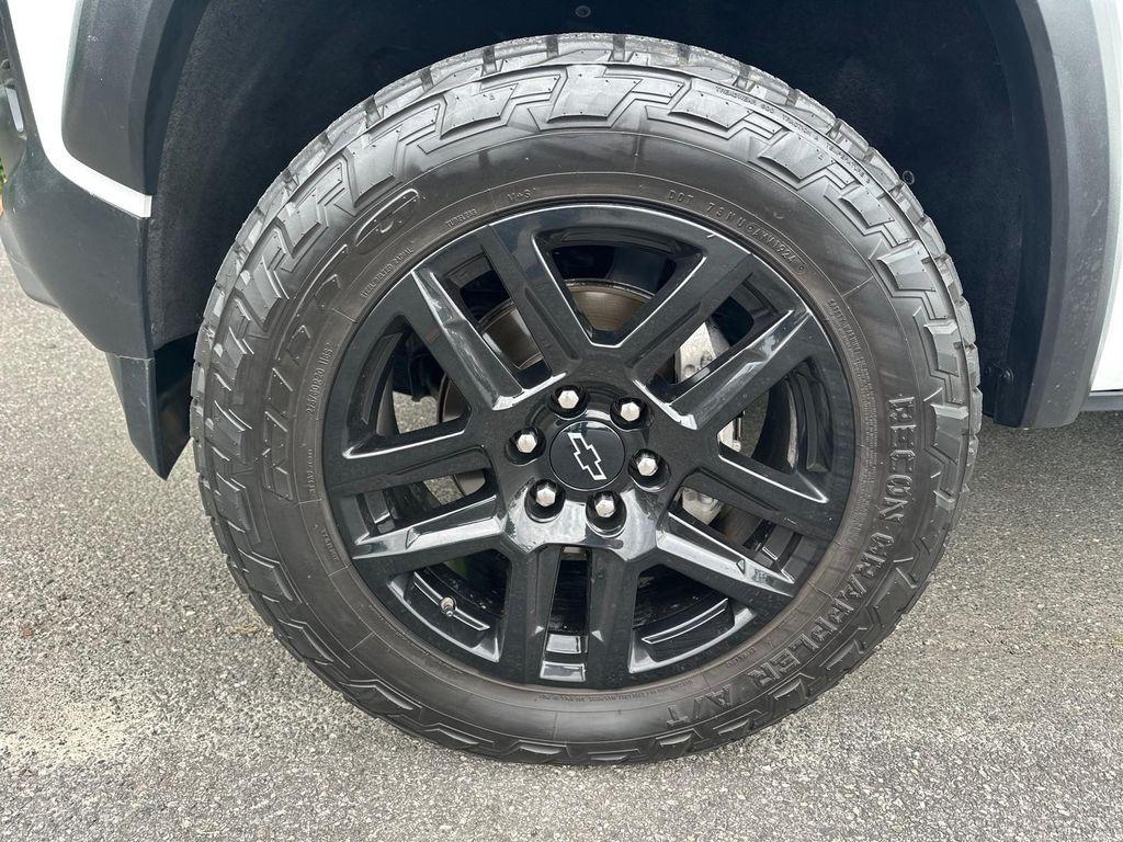 used 2023 Chevrolet Colorado car, priced at $29,588