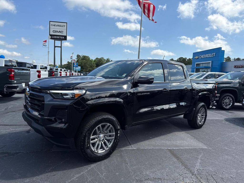 new 2025 Chevrolet Colorado car, priced at $41,239