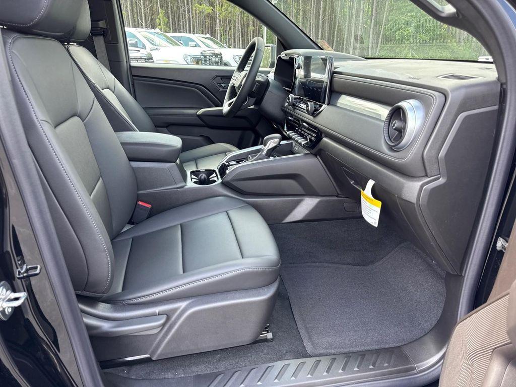 new 2025 Chevrolet Colorado car, priced at $41,239