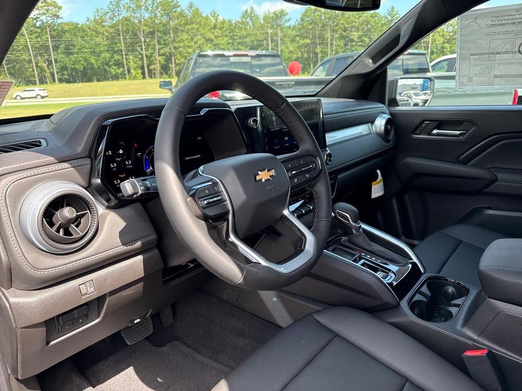 new 2025 Chevrolet Colorado car, priced at $41,239