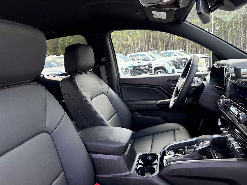 new 2025 Chevrolet Colorado car, priced at $41,239