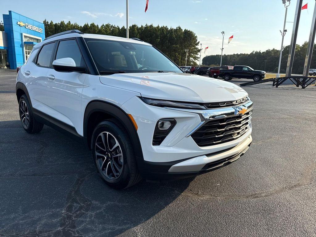 new 2026 Chevrolet TrailBlazer car, priced at $26,785