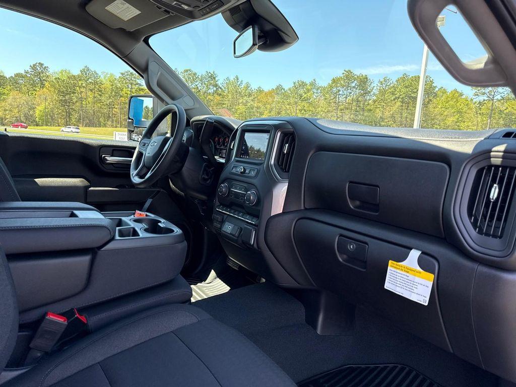 new 2025 Chevrolet Silverado 2500 car, priced at $67,926