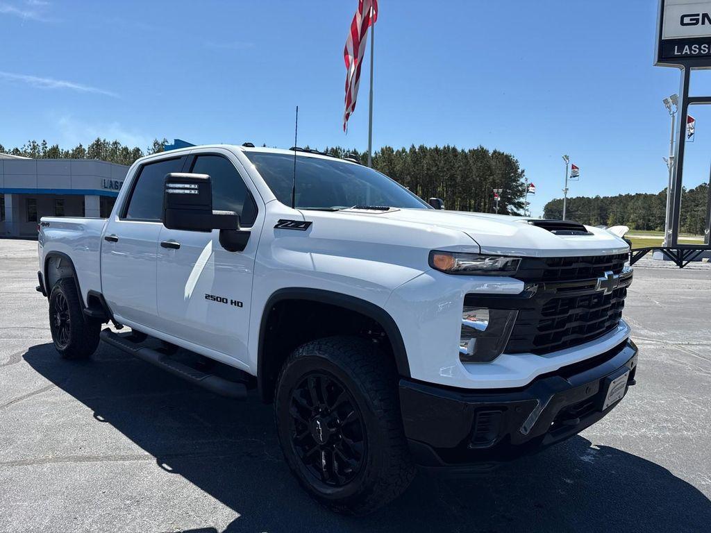 new 2025 Chevrolet Silverado 2500 car, priced at $67,926