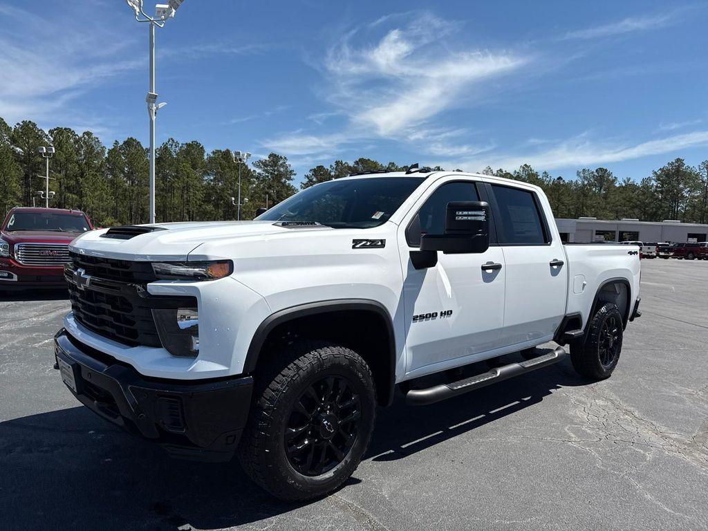new 2025 Chevrolet Silverado 2500 car, priced at $67,926