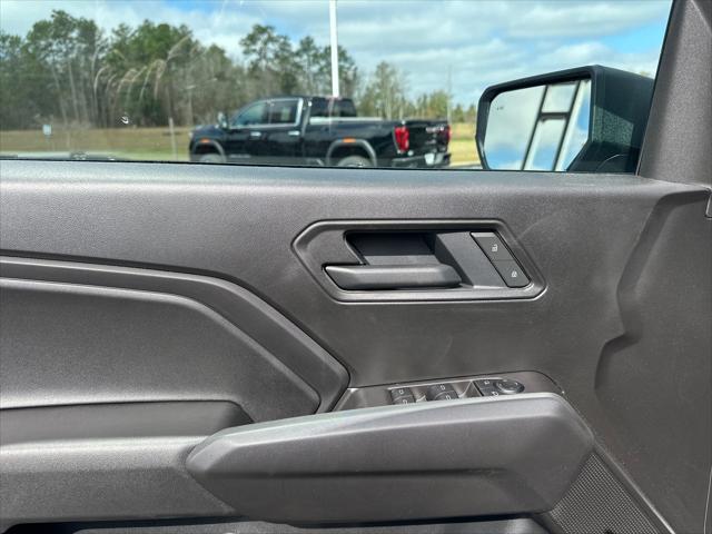new 2025 Chevrolet Colorado car, priced at $35,105