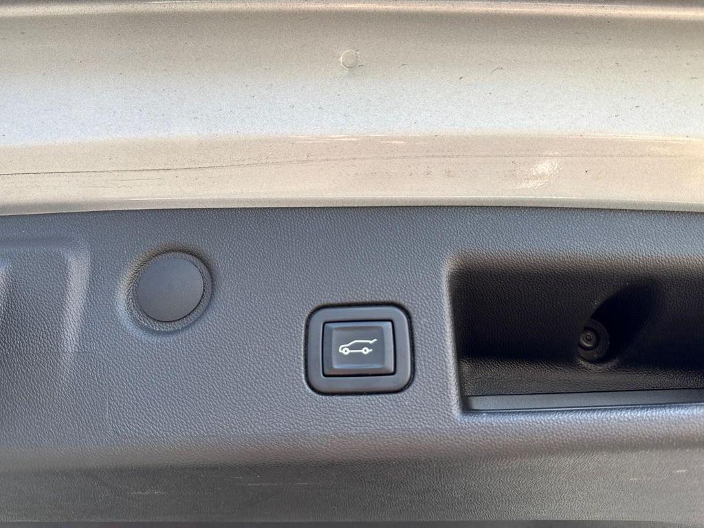 used 2022 Chevrolet Equinox car, priced at $24,995