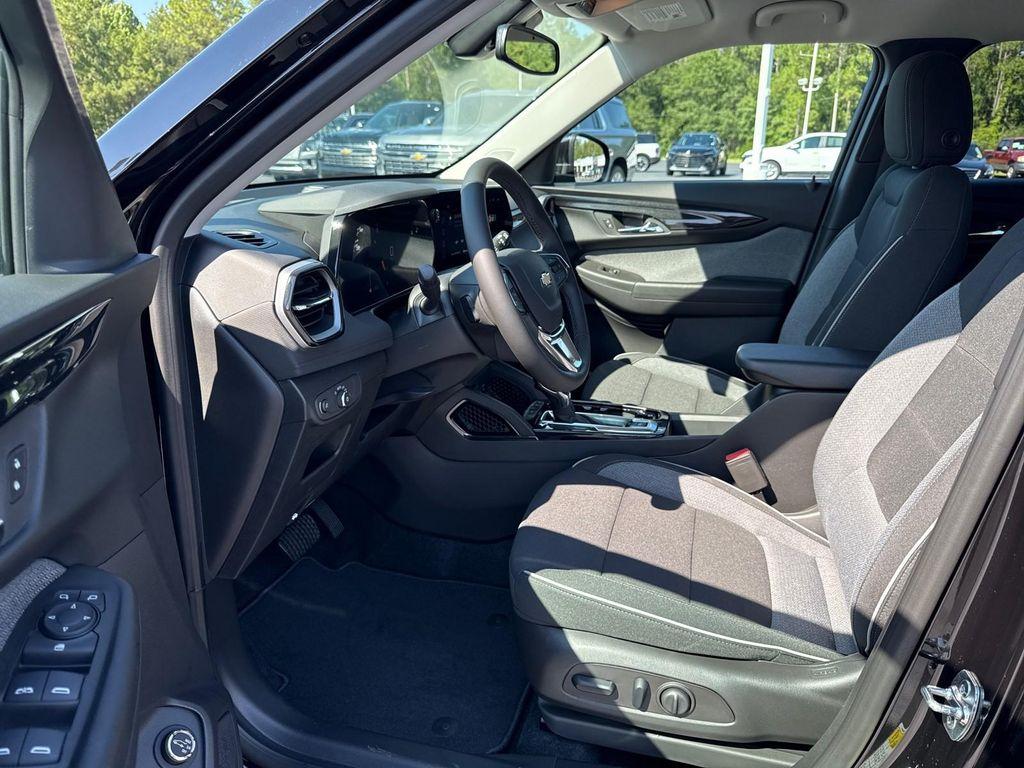 new 2026 Chevrolet TrailBlazer car, priced at $28,996