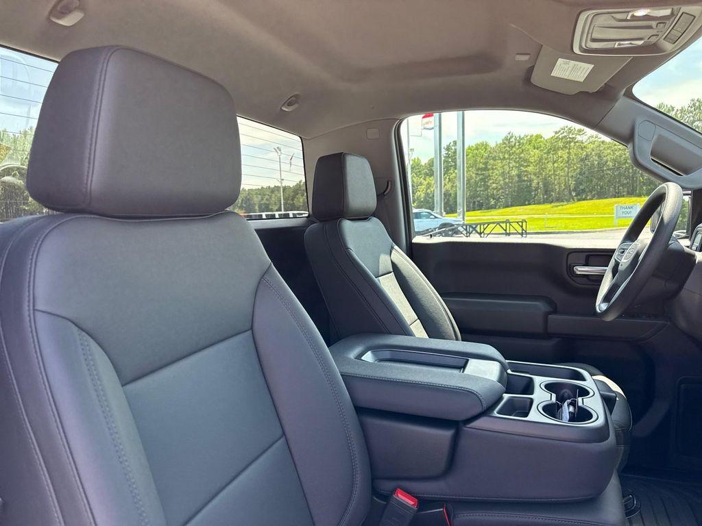 new 2025 GMC Sierra 1500 car, priced at $39,495