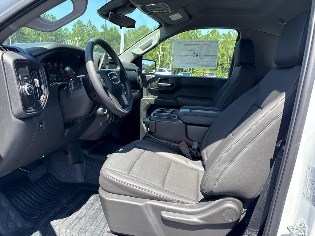 new 2025 GMC Sierra 1500 car, priced at $39,495