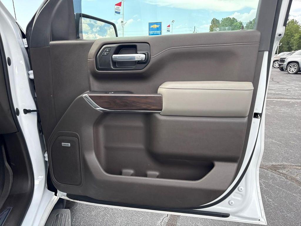 used 2022 GMC Sierra 1500 car, priced at $34,995