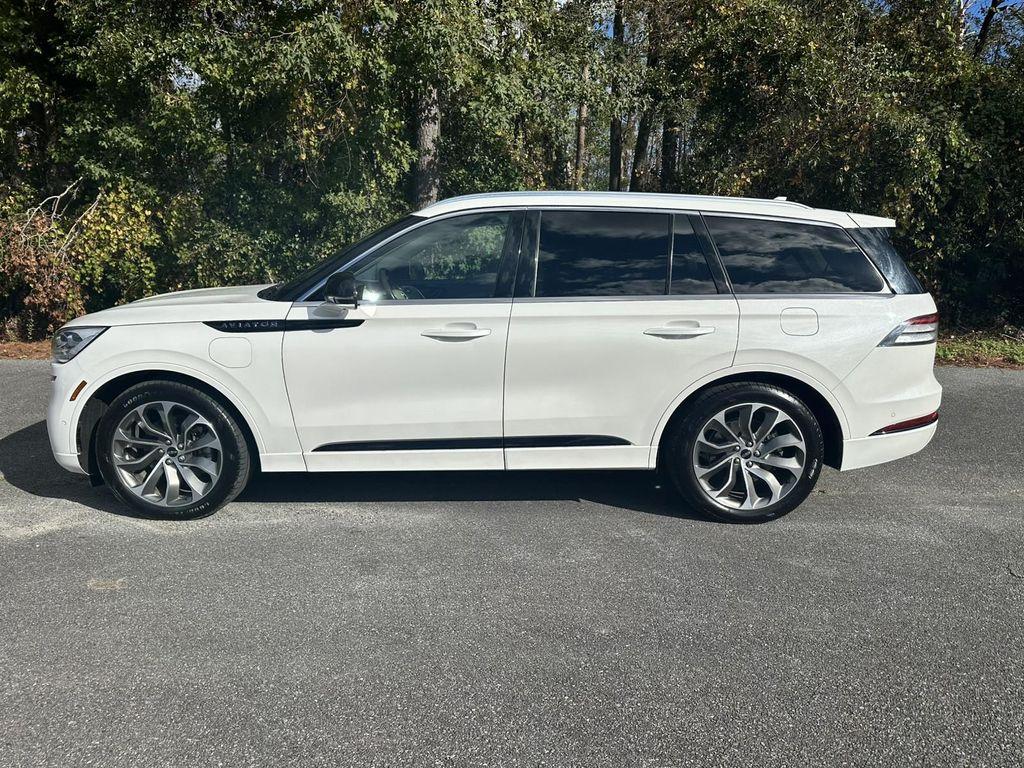 used 2021 Lincoln Aviator car, priced at $37,988