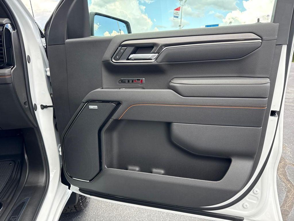 new 2025 GMC Sierra 1500 car, priced at $72,539