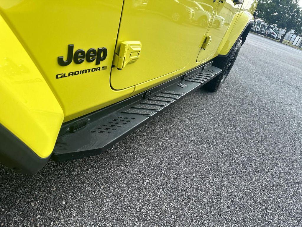 used 2023 Jeep Gladiator car, priced at $30,988