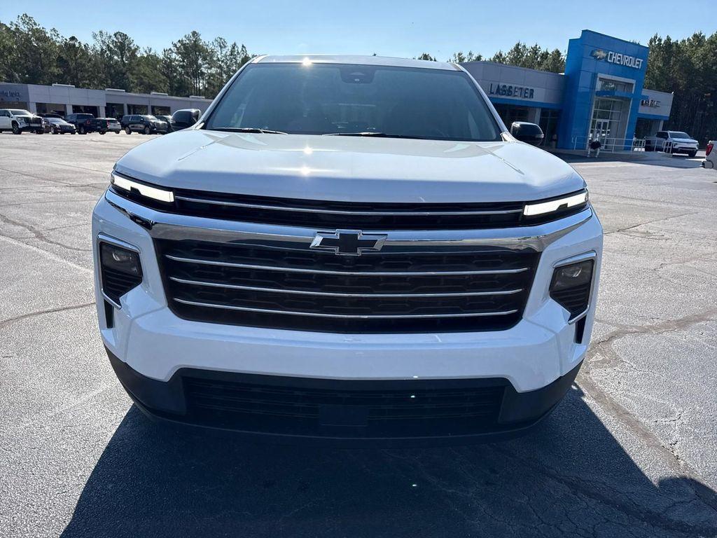 new 2026 Chevrolet Traverse car, priced at $47,755