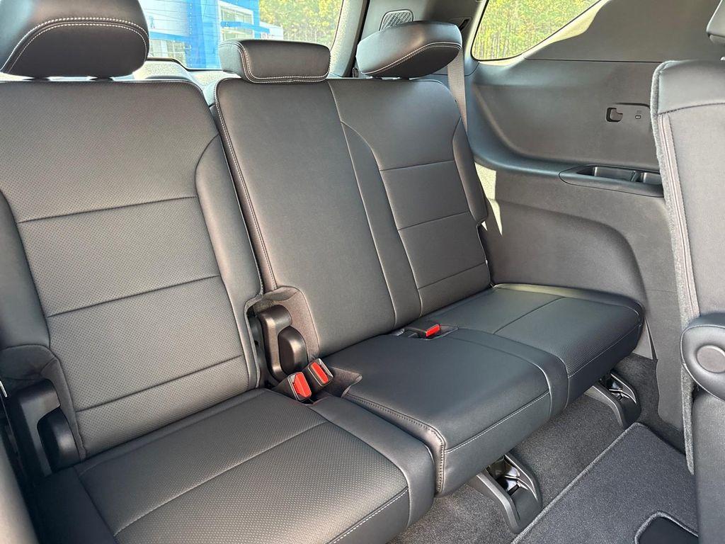 new 2026 Chevrolet Traverse car, priced at $47,755